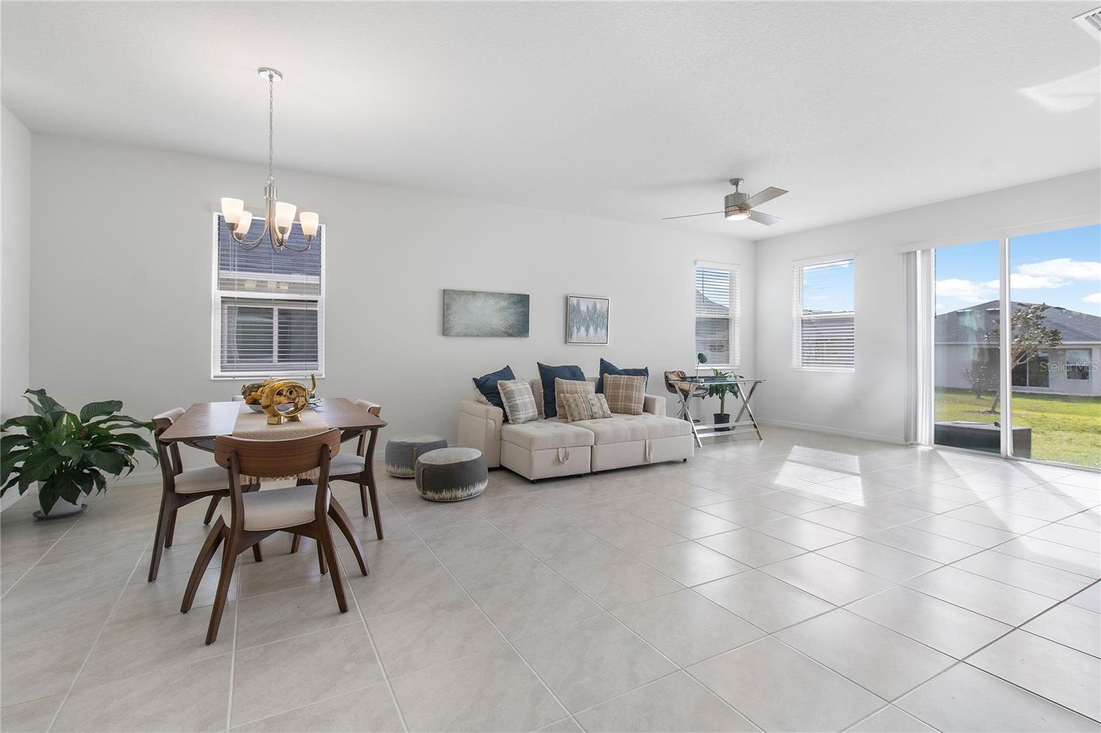 Image 18 of 21 For 9032 Hooton Way