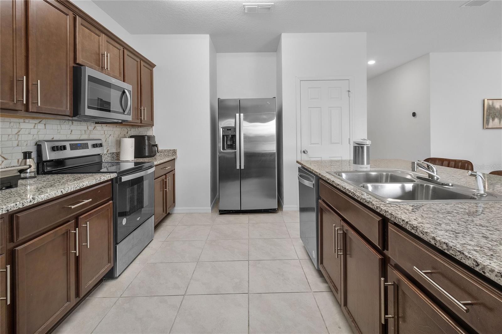 Image 9 of 21 For 9032 Hooton Way