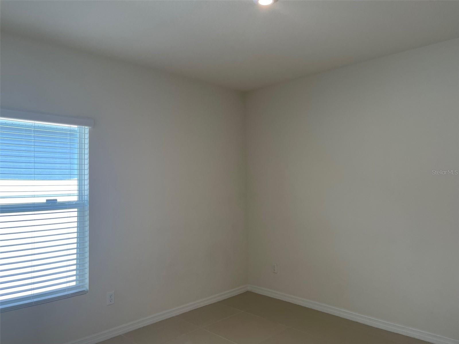 Image 4 of 12 For 3944 Fescue Street