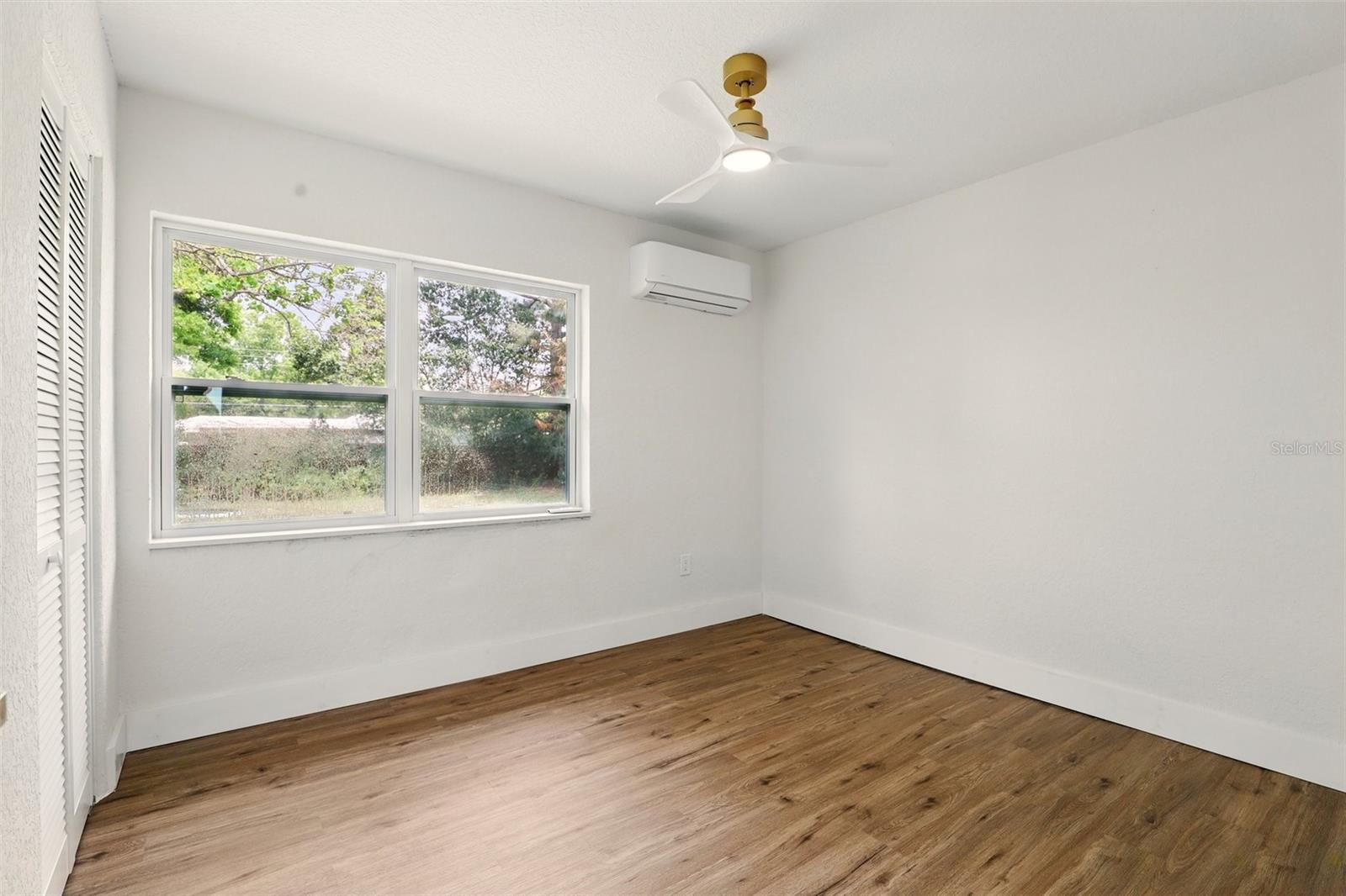 Image 15 of 16 For 2013 Pineway Drive