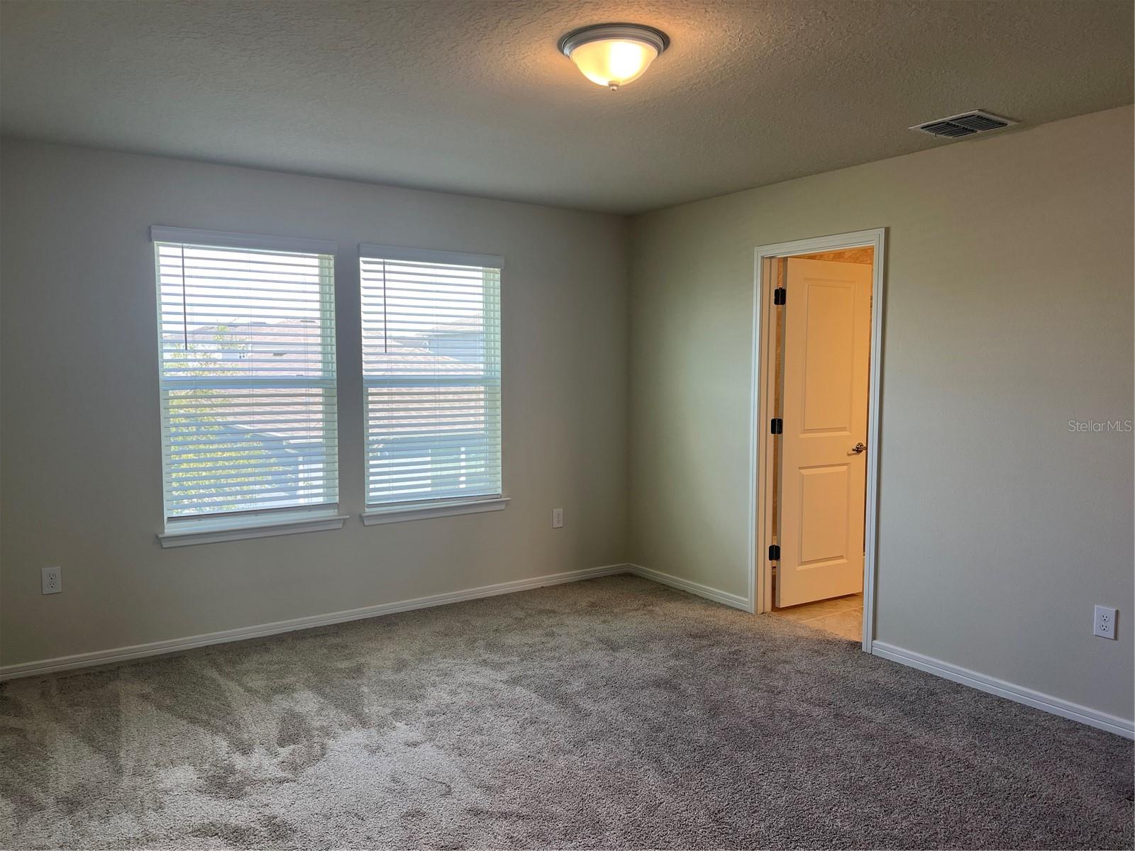 Image 20 of 31 For 2007 Alluring Lane