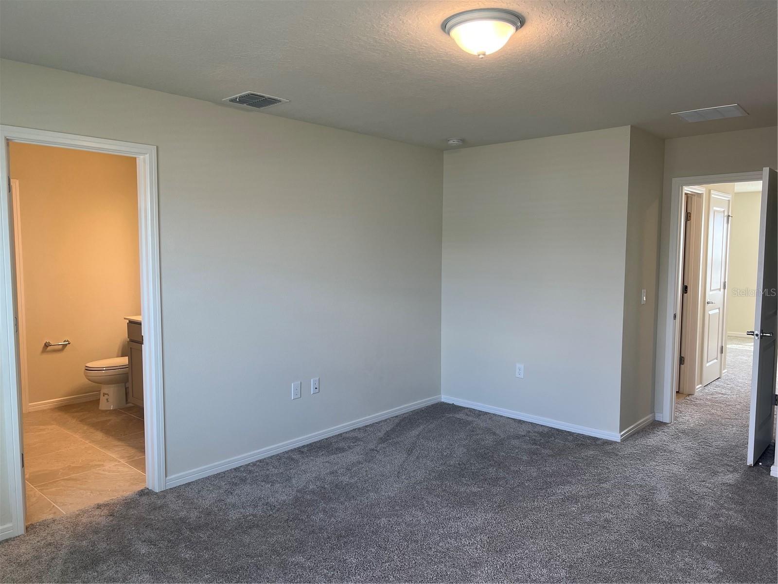 Image 21 of 31 For 2007 Alluring Lane