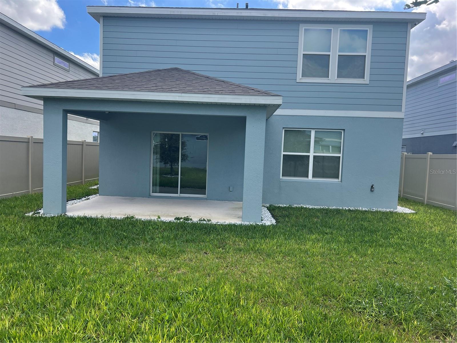 Image 29 of 31 For 2007 Alluring Lane