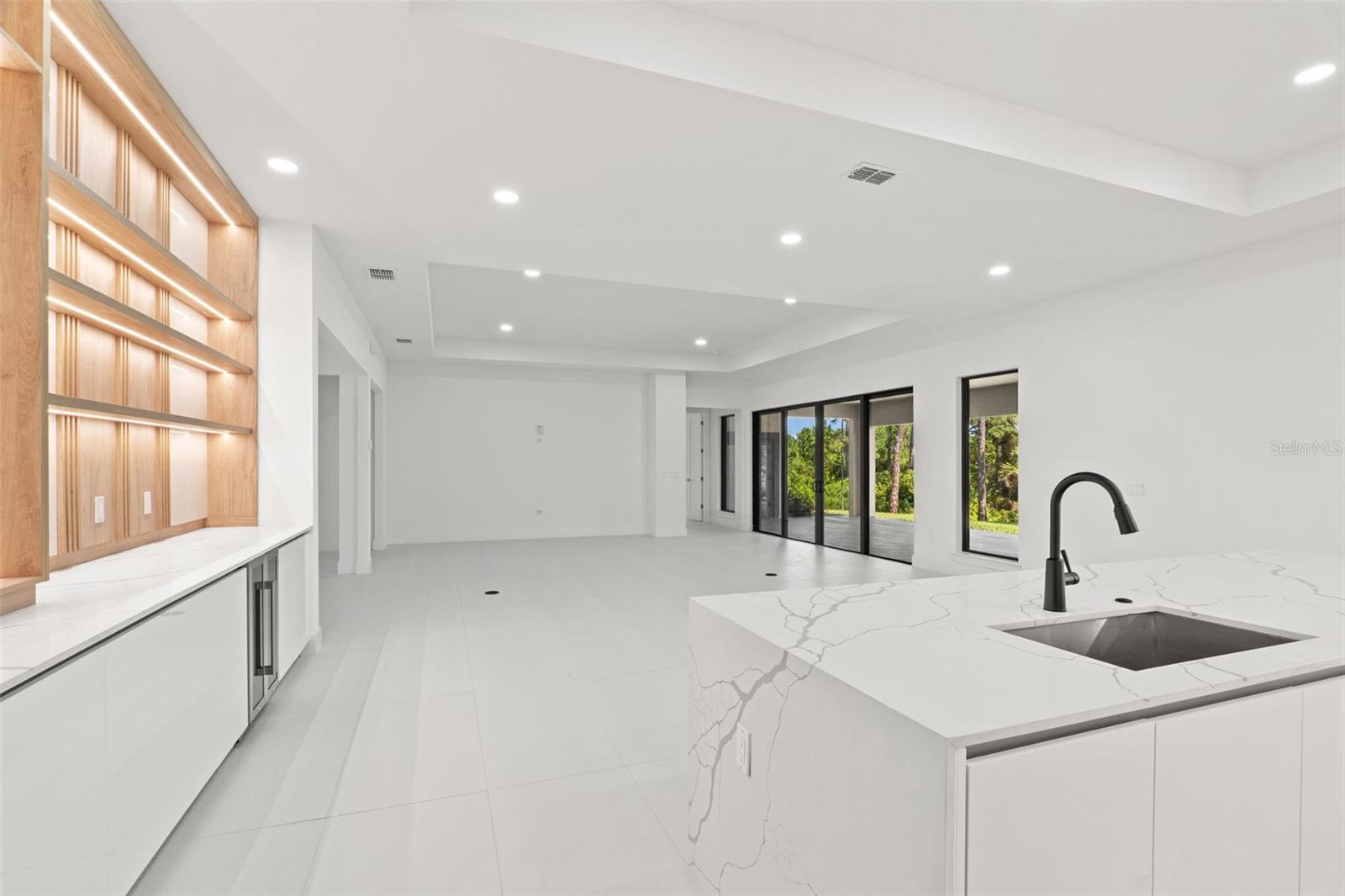 Image 18 of 68 For 1907 Positano Drive