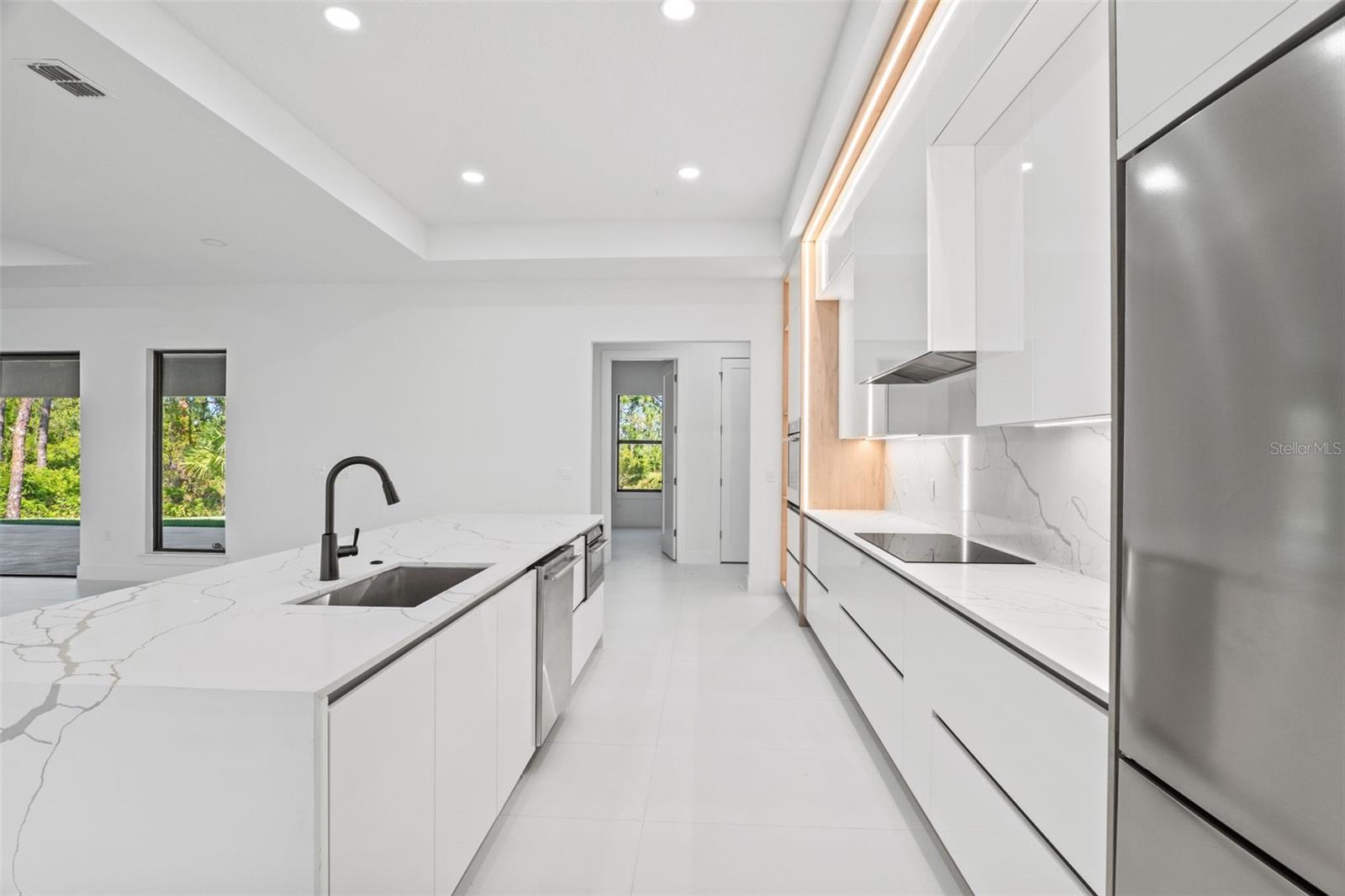 Image 24 of 68 For 1907 Positano Drive