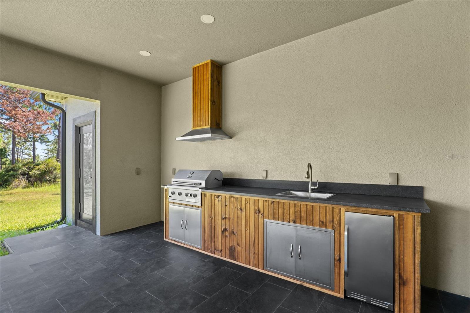 Image 29 of 68 For 1907 Positano Drive