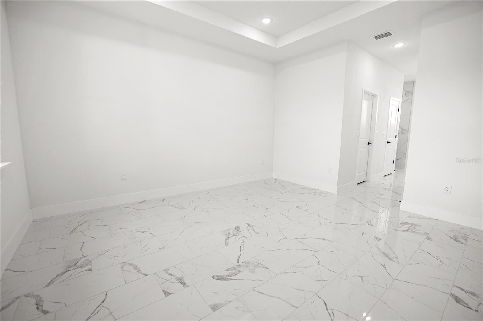 Image 11 of 23 For 6822 152nd Street