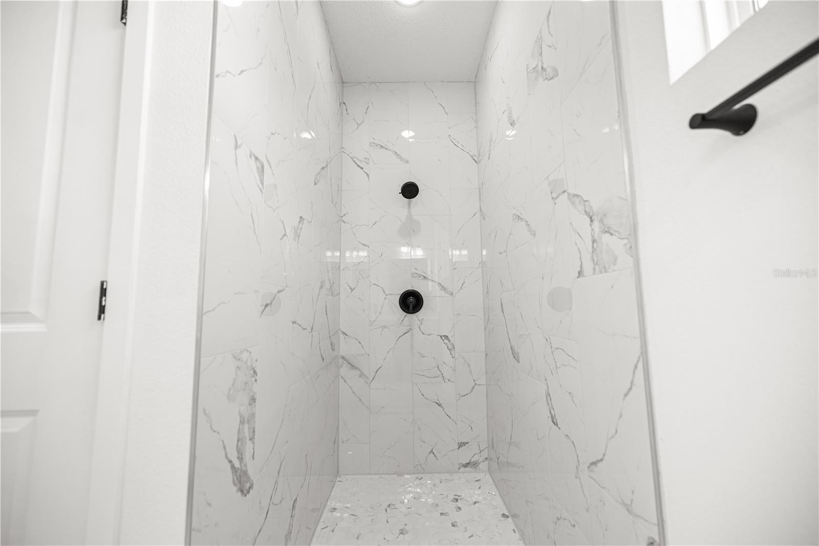 Image 15 of 23 For 6822 152nd Street