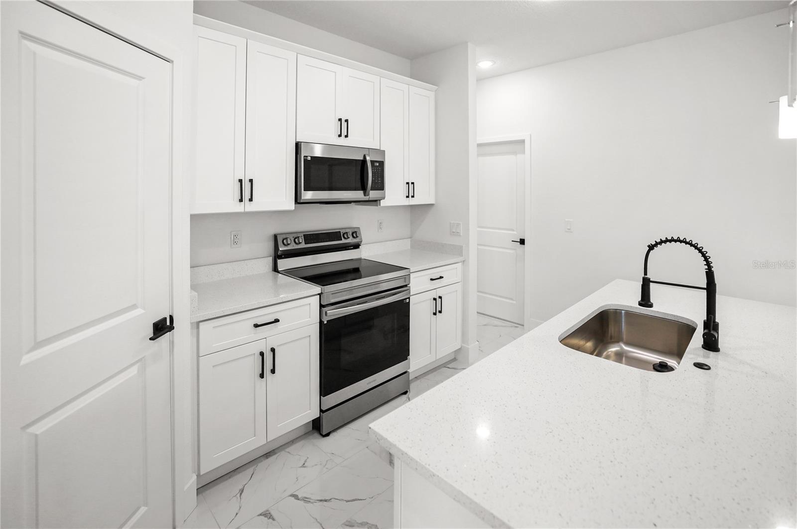 Image 9 of 23 For 6822 152nd Street