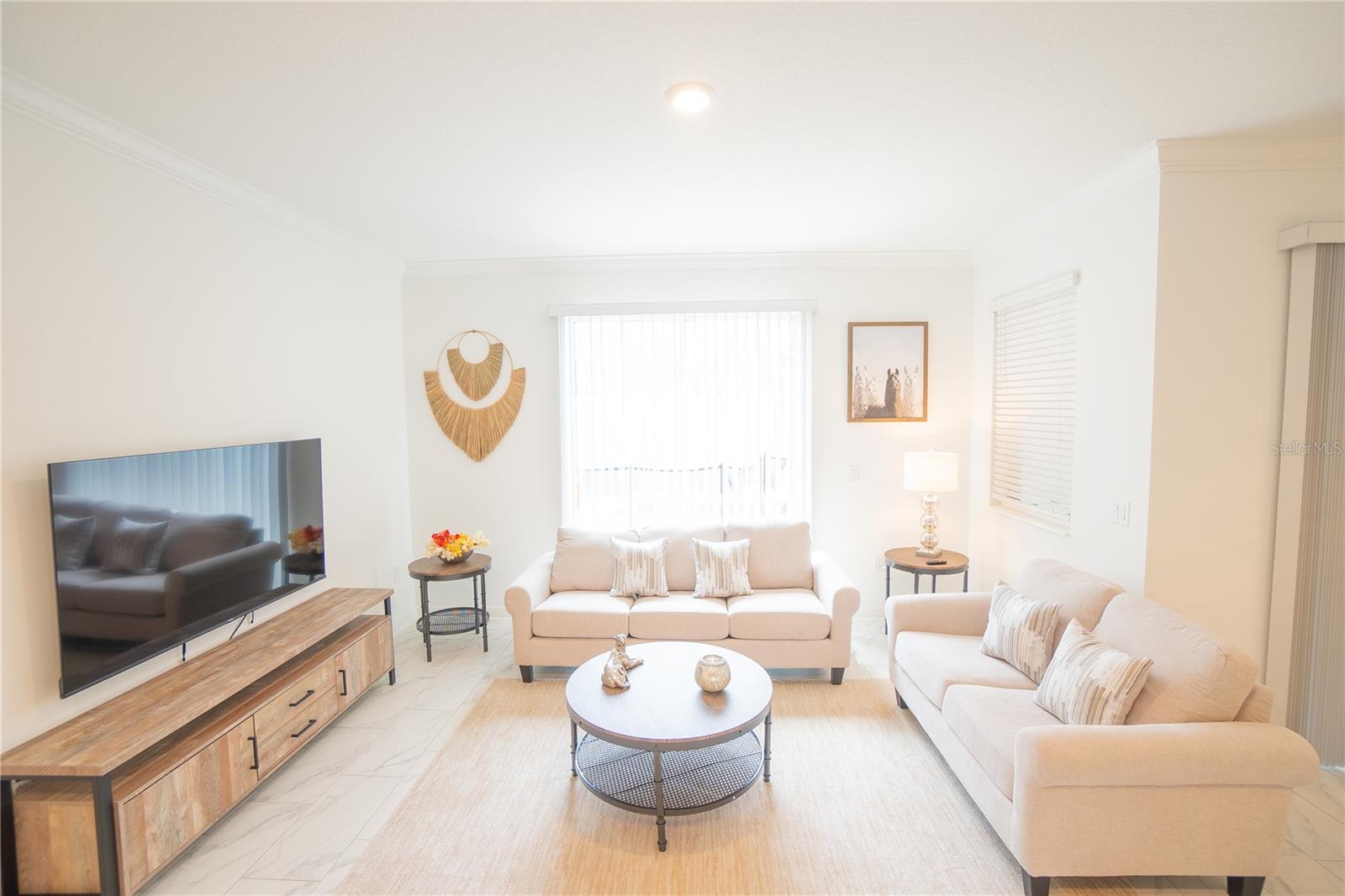 Image 13 of 49 For 974 Splash Shot Place