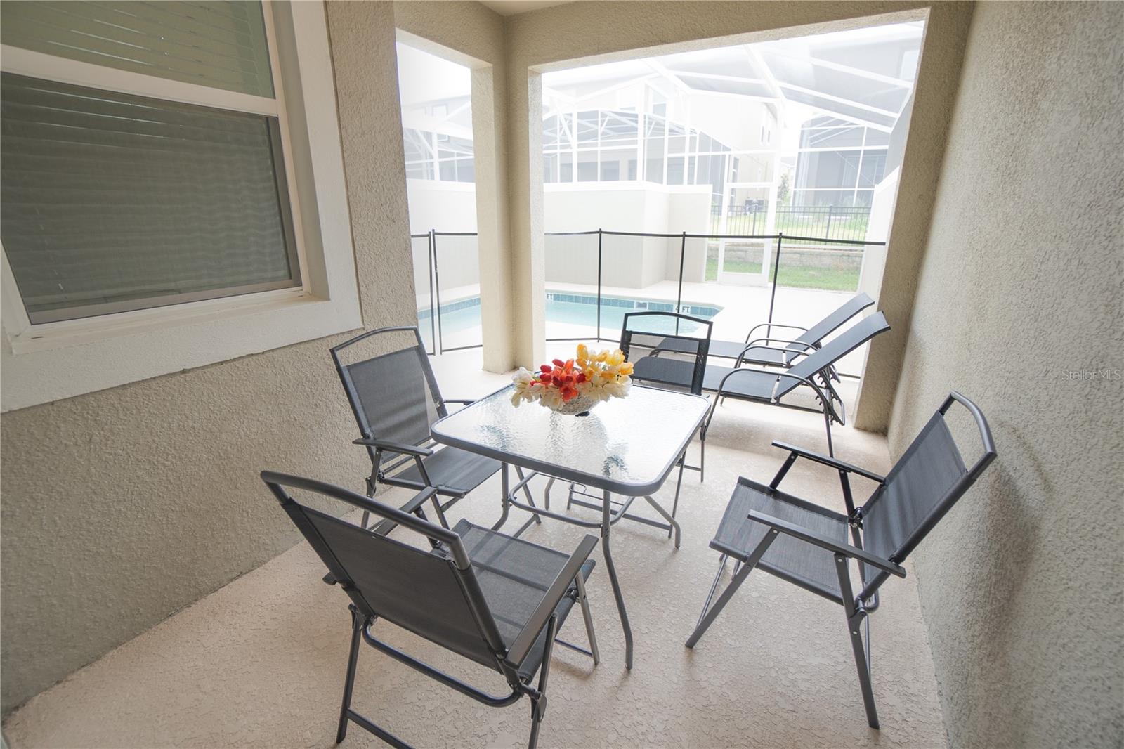 Image 18 of 49 For 974 Splash Shot Place