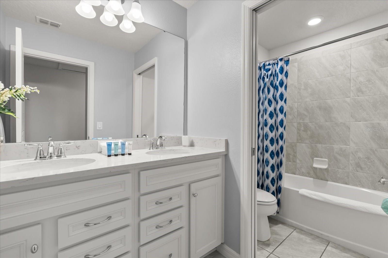 Image 22 of 70 For 2210 Lelani Circle