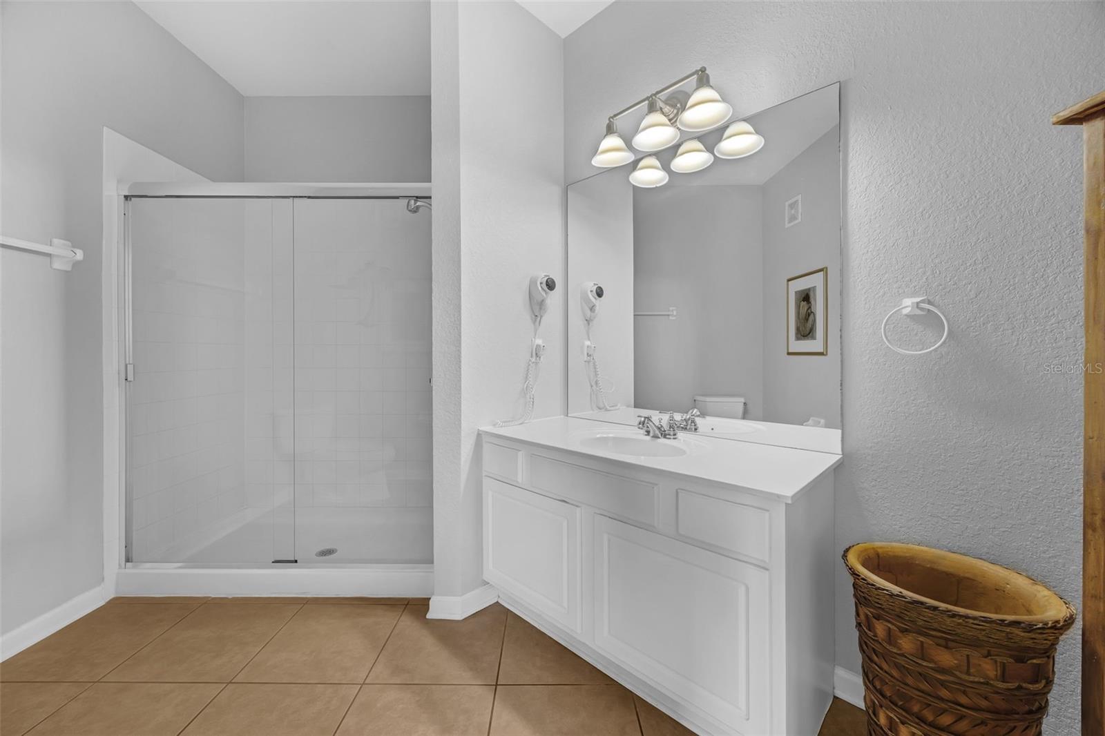 Image 29 of 81 For 5000 Cayview Avenue 30408