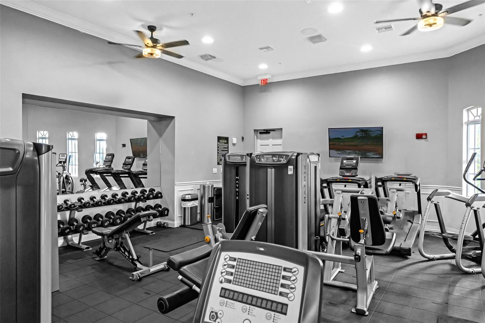 Image 41 of 81 For 5000 Cayview Avenue 30408