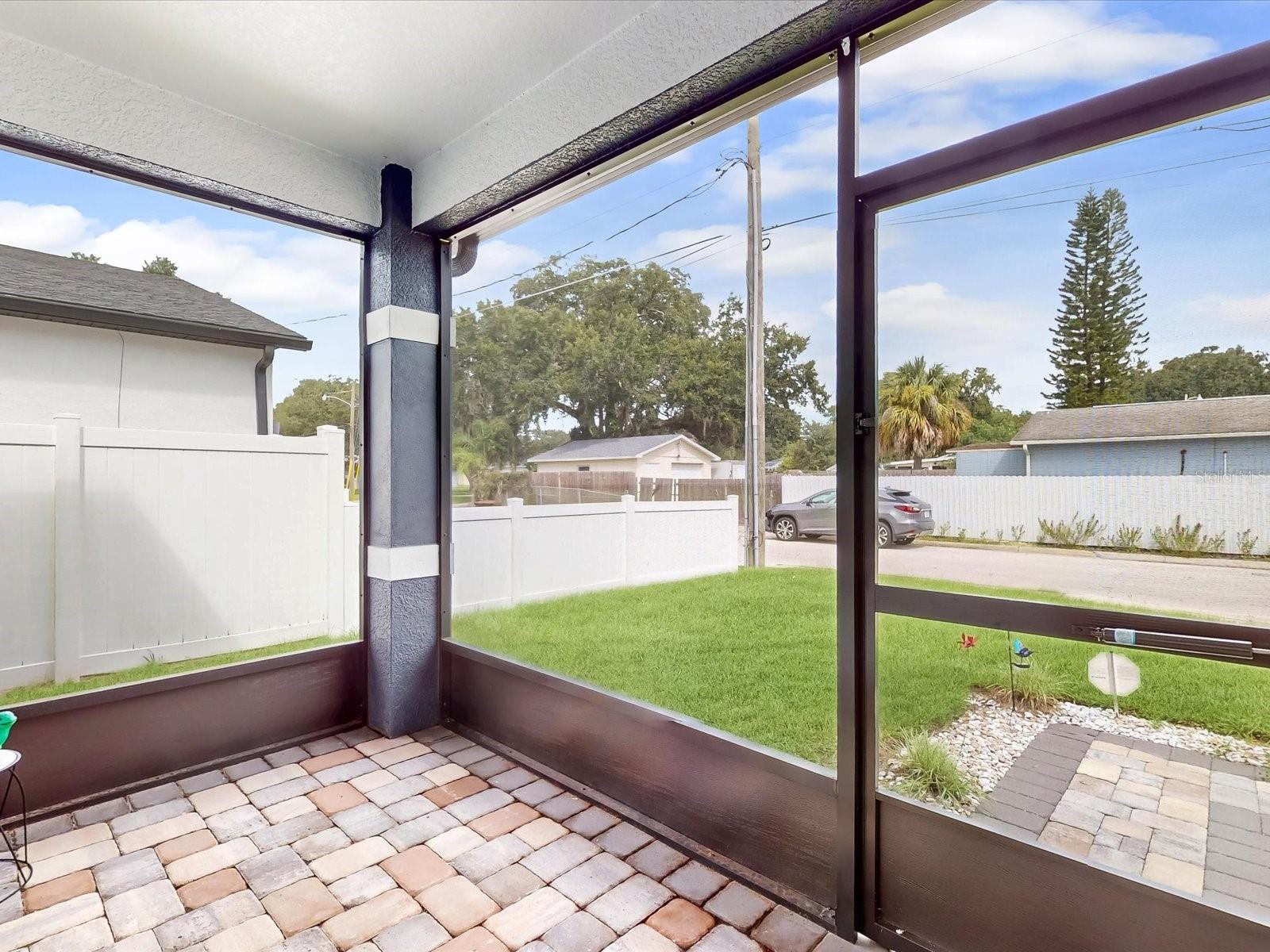 Image 3 of 40 For 1110 Van Lieu Street