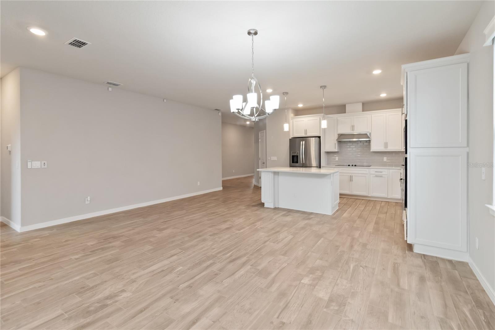 Image 16 of 44 For 5641 Oak Knoll Drive