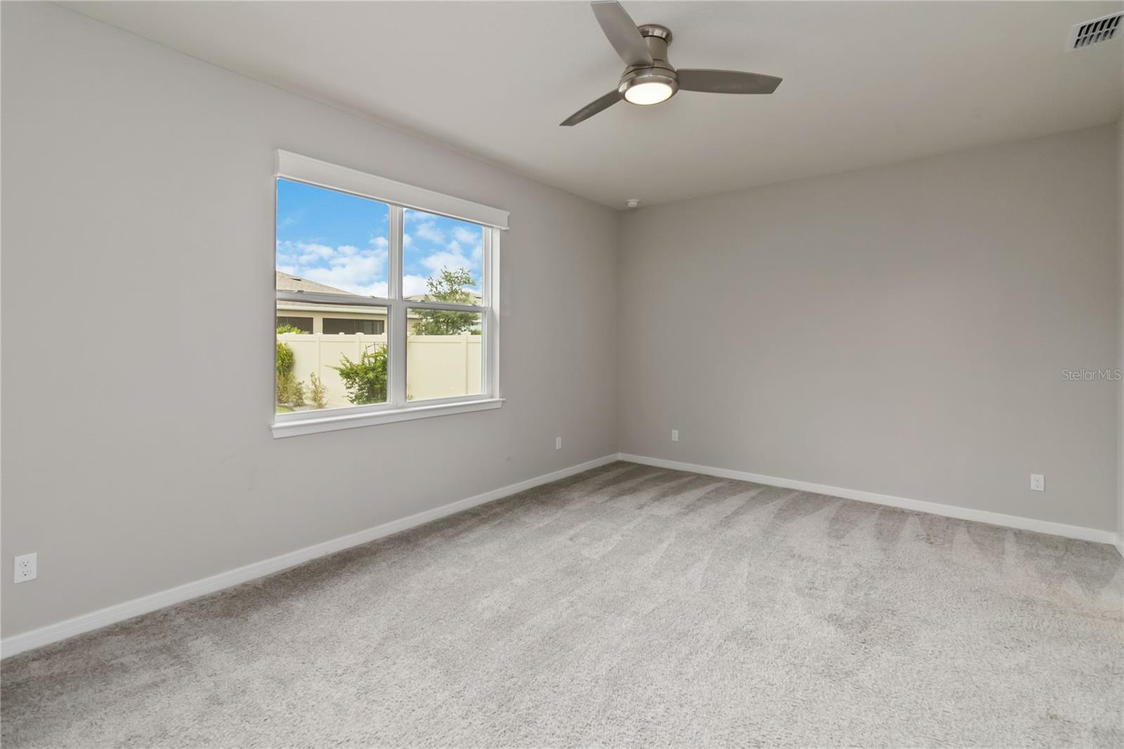 Image 18 of 44 For 5641 Oak Knoll Drive