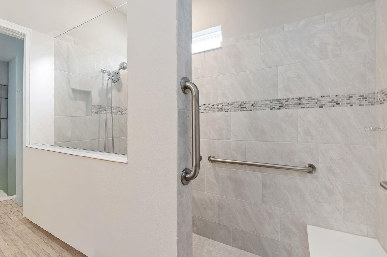 Image 22 of 44 For 5641 Oak Knoll Drive