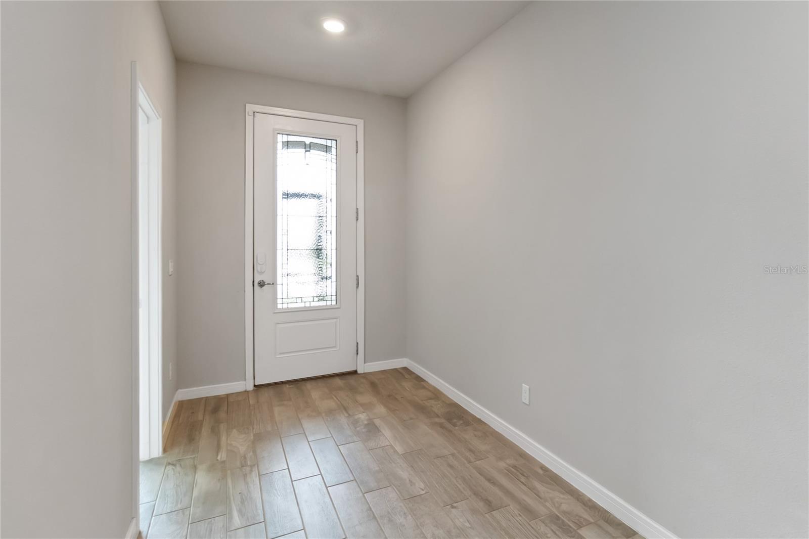 Image 4 of 44 For 5641 Oak Knoll Drive