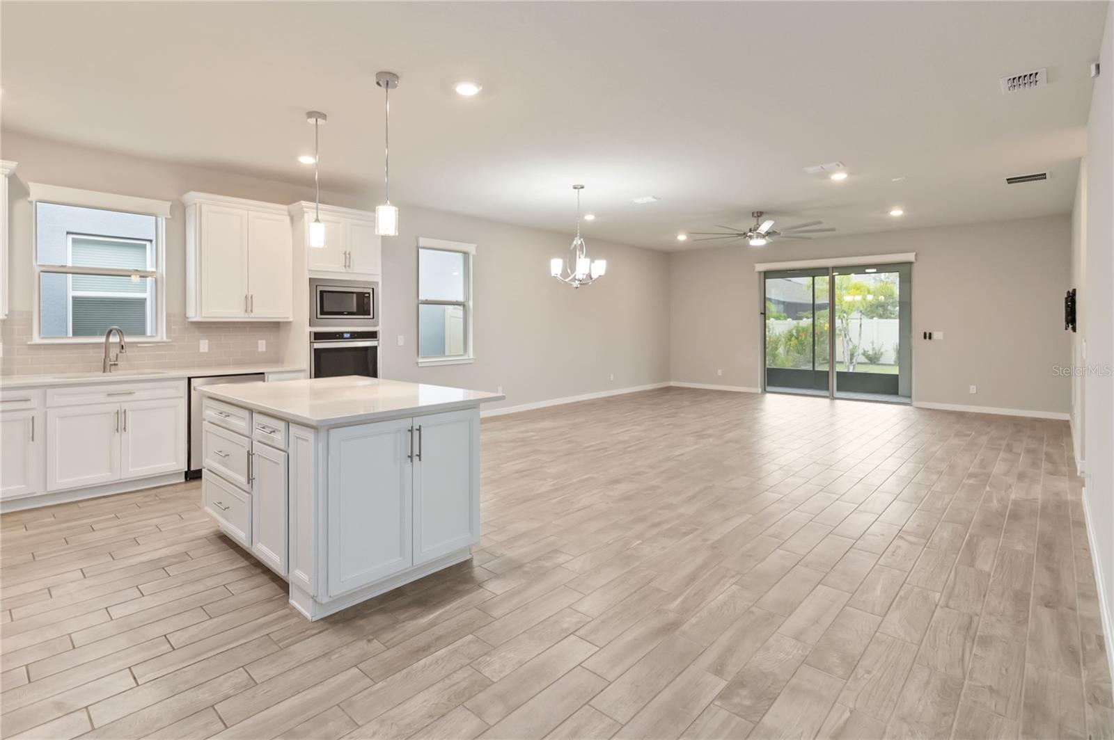 Image 6 of 44 For 5641 Oak Knoll Drive