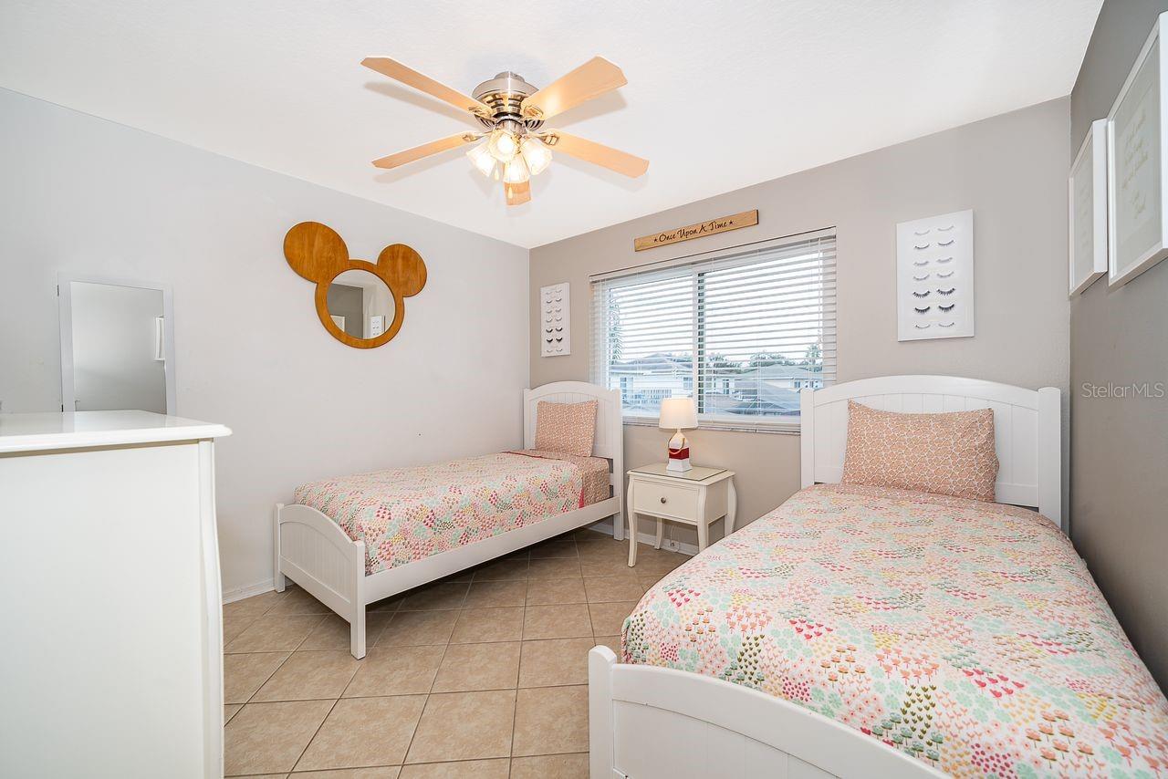 Image 33 of 55 For 8404 Rising Star Court