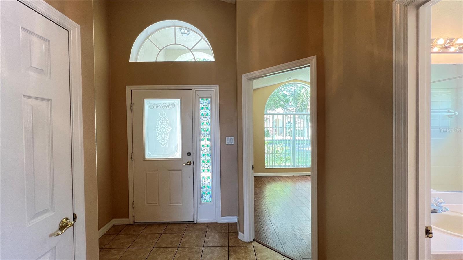 Image 4 of 48 For 3024 Samosa Hill Circle