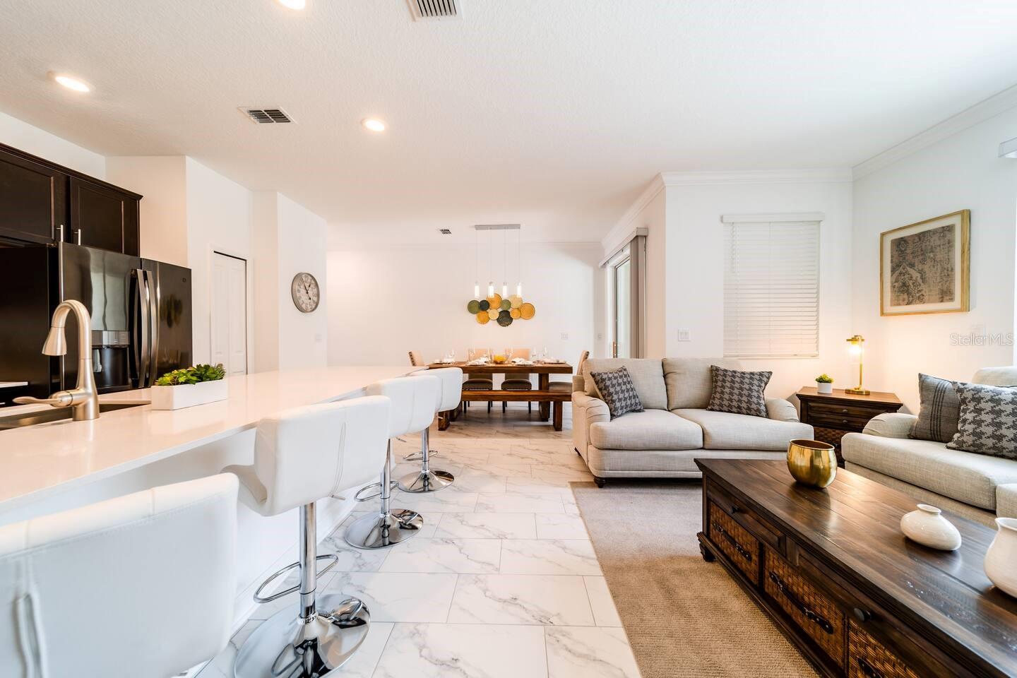 Image 21 of 33 For 1002 Splash Shot Place