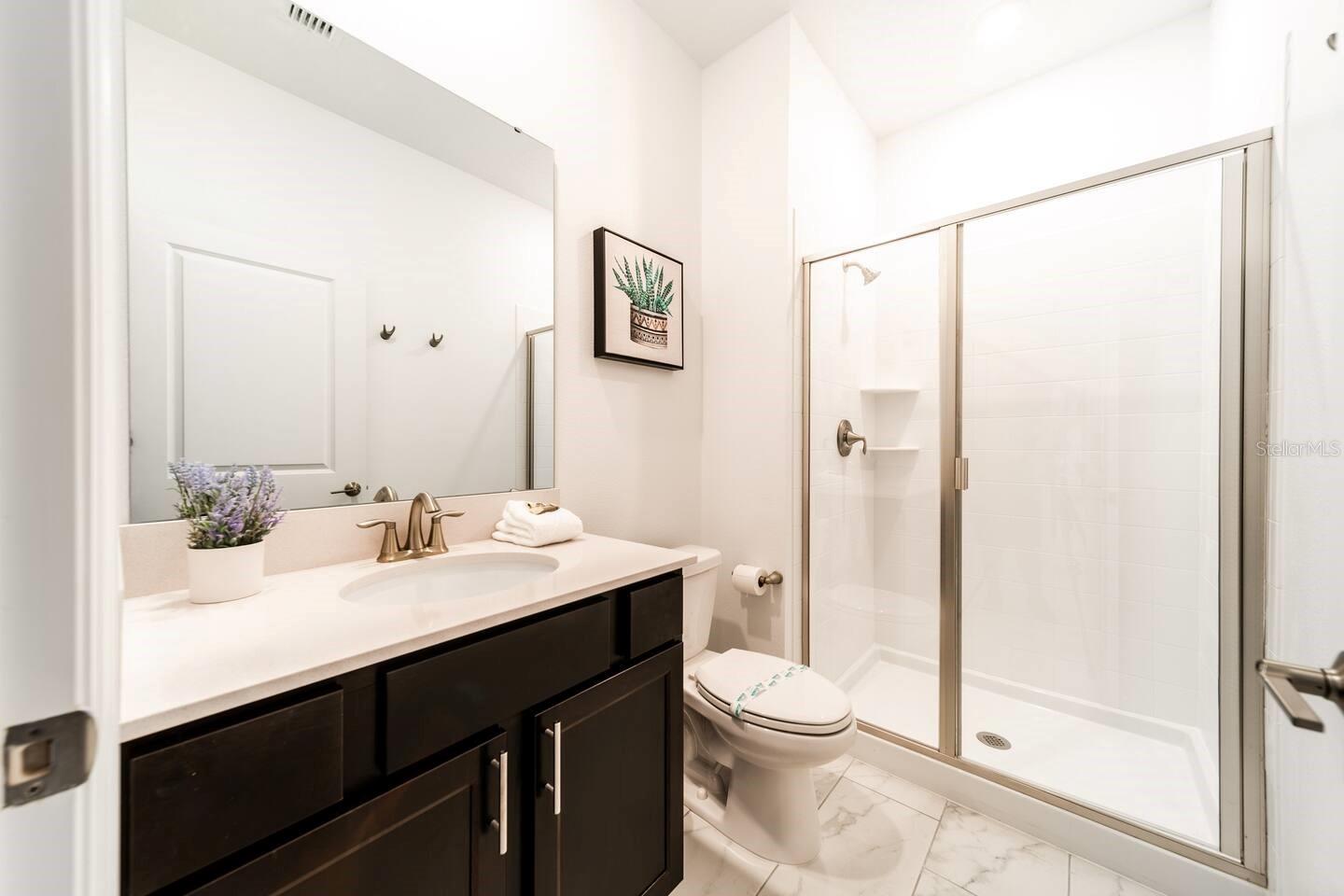 Image 31 of 33 For 1002 Splash Shot Place