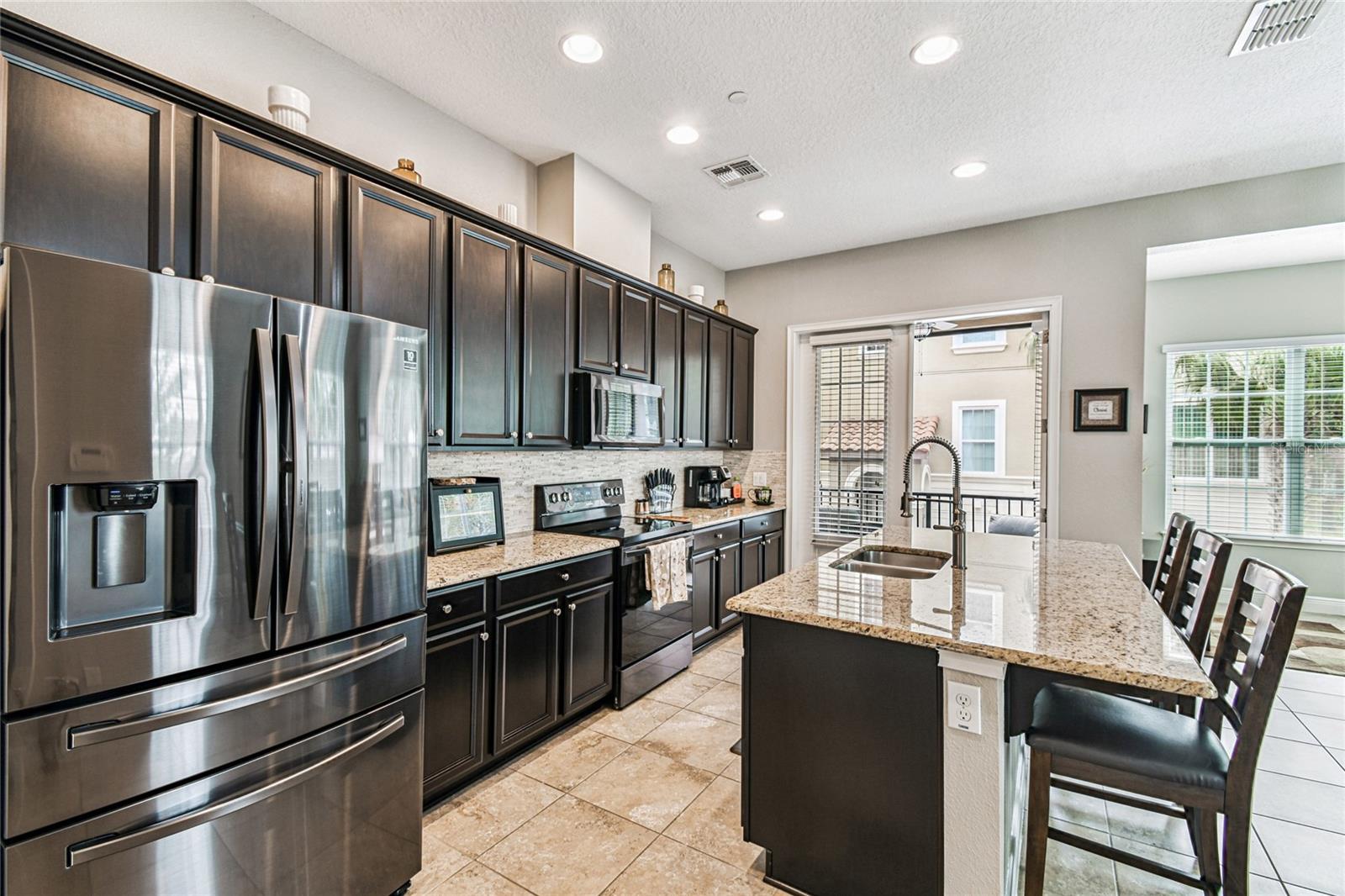 Image 7 of 62 For 928 Lobelia Dr