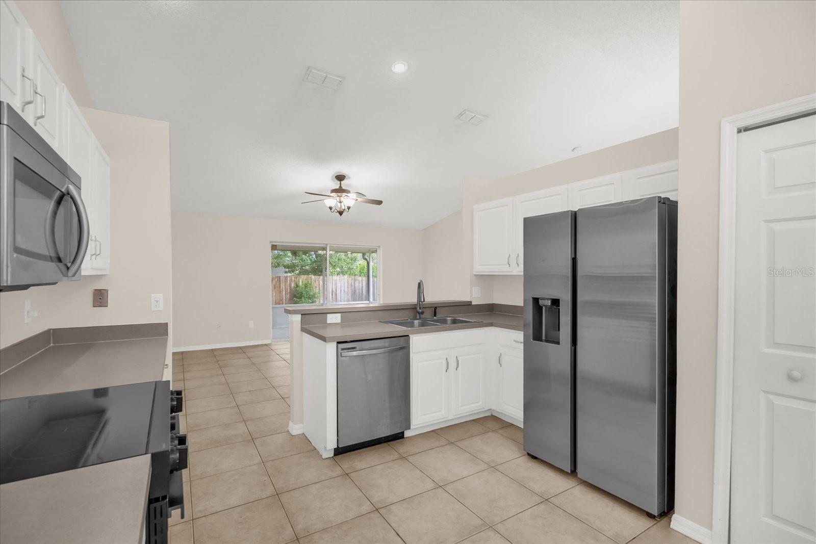 Image 10 of 31 For 281 Brightview Drive