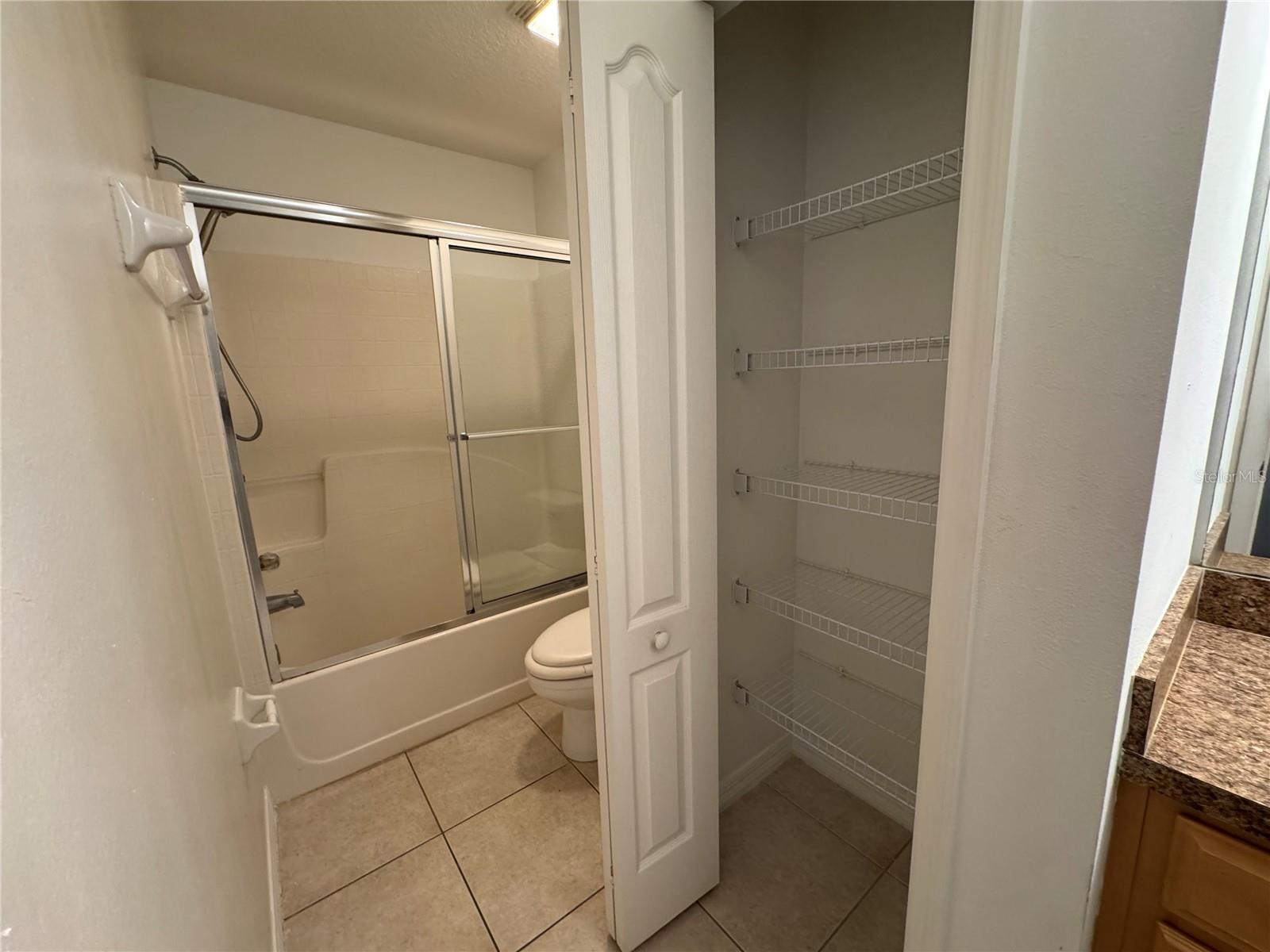 Image 26 of 32 For 114 Earlmont Place