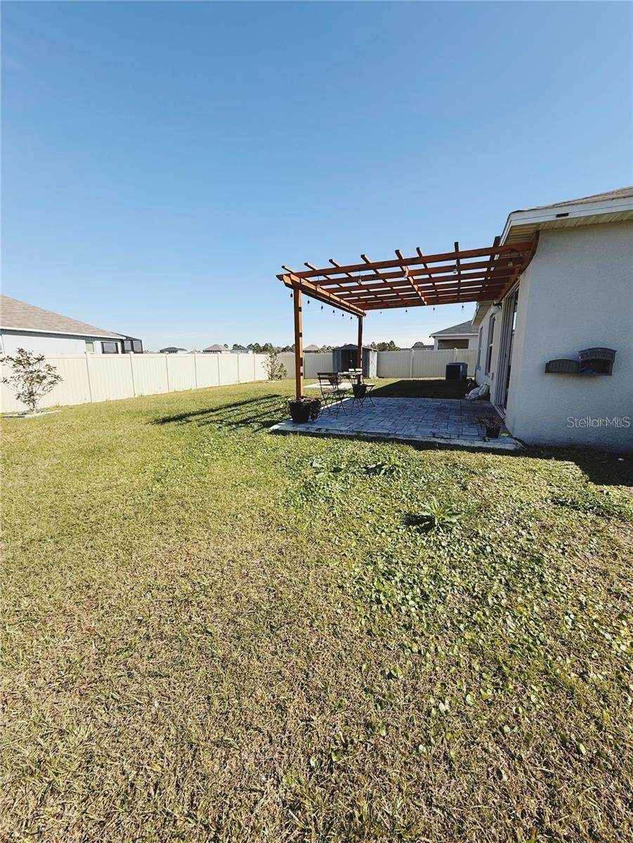 Image 15 of 18 For 1556 Venice Lane