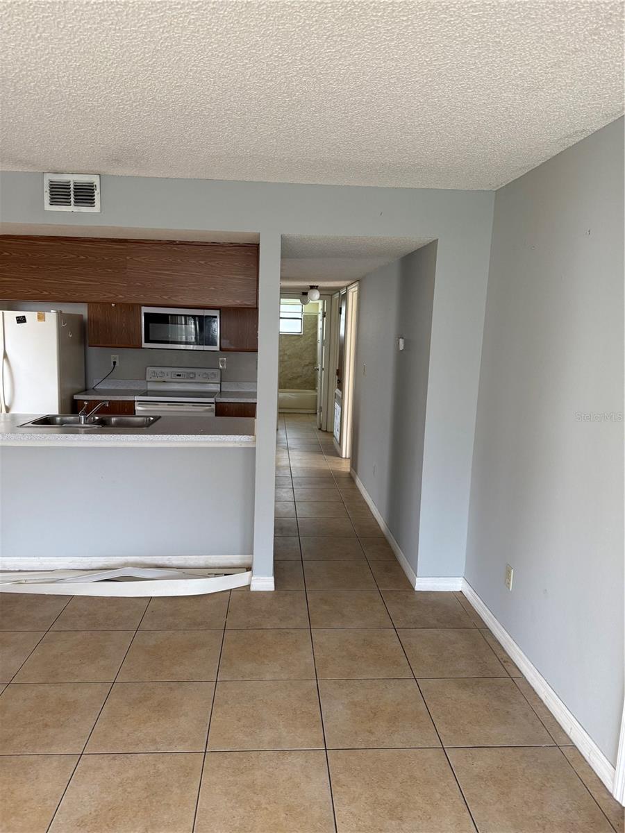 Image 4 of 15 For 3223 Fox Squirrel Drive 3223