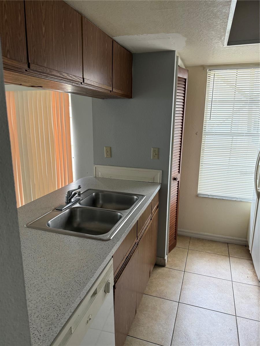 Image 6 of 15 For 3223 Fox Squirrel Drive 3223