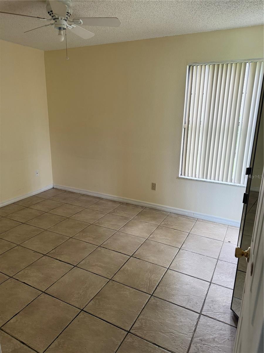 Image 9 of 15 For 3223 Fox Squirrel Drive 3223