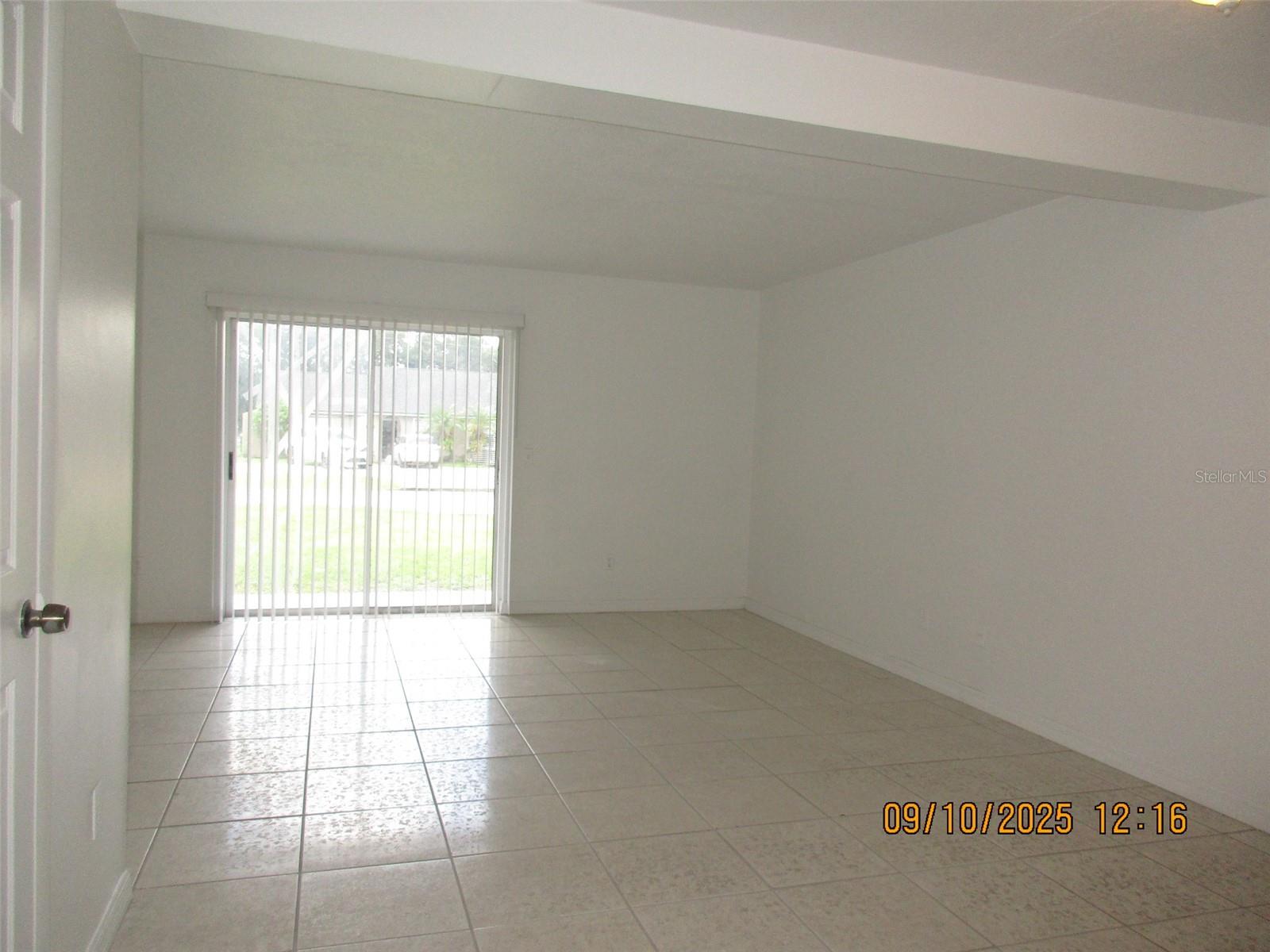 Image 5 of 27 For 131 Jones Lane D