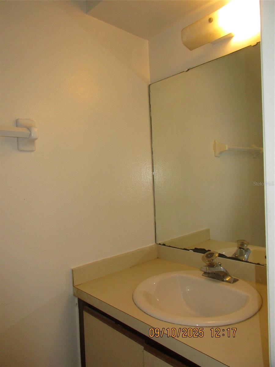 Image 8 of 27 For 131 Jones Lane D