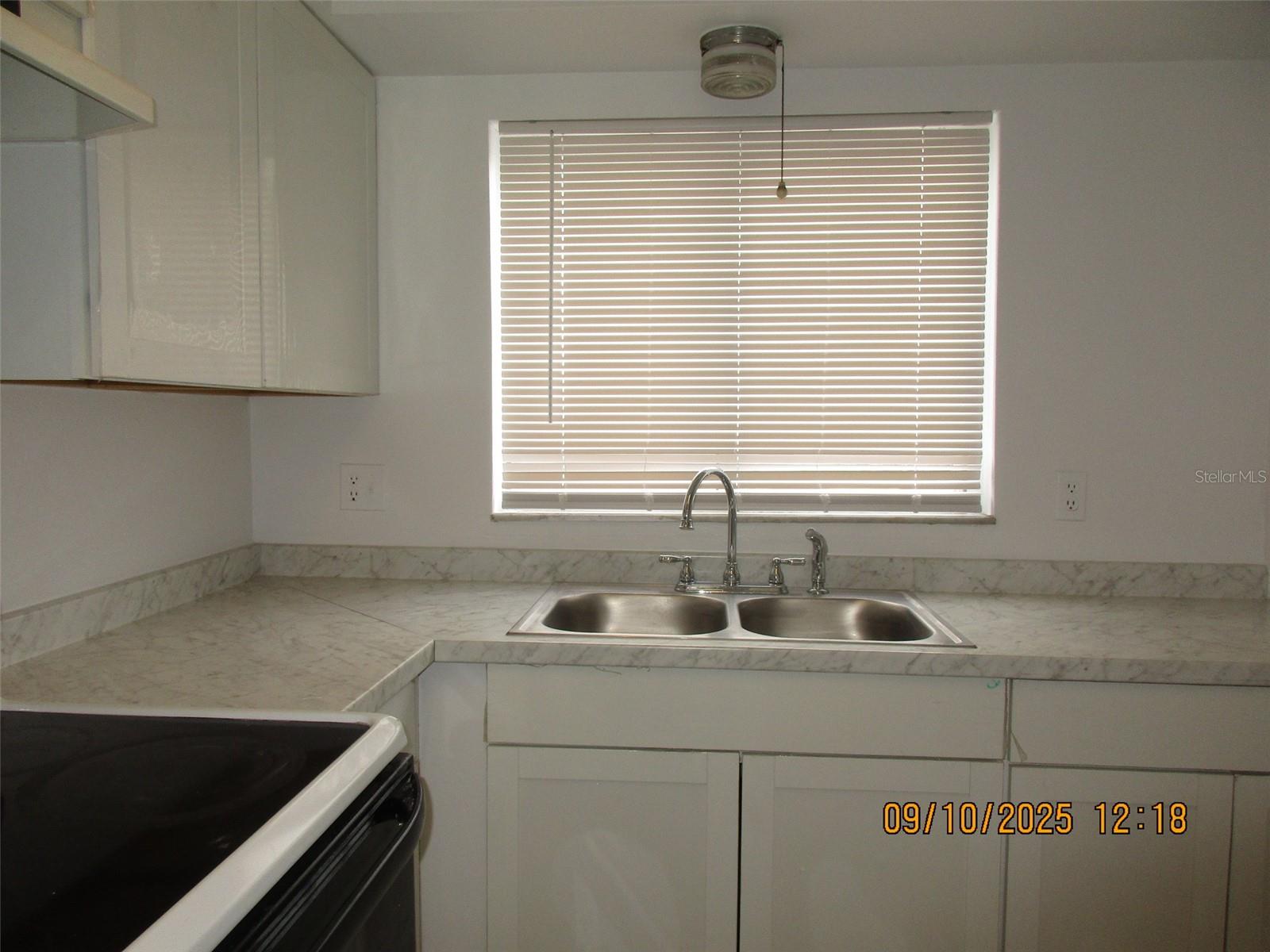 Image 9 of 27 For 131 Jones Lane D
