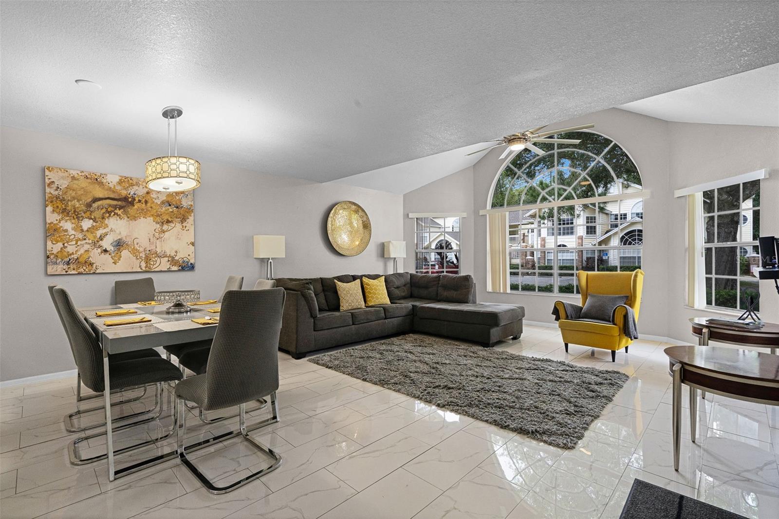 Image 12 of 44 For 5004 Laguna Bay Circle 47