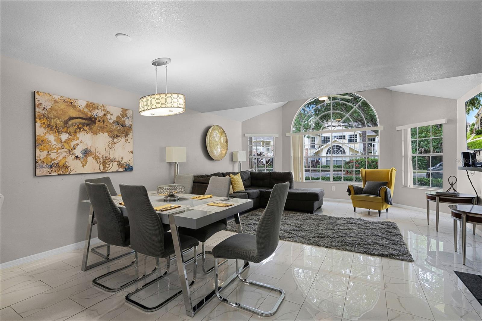 Image 17 of 44 For 5004 Laguna Bay Circle 47