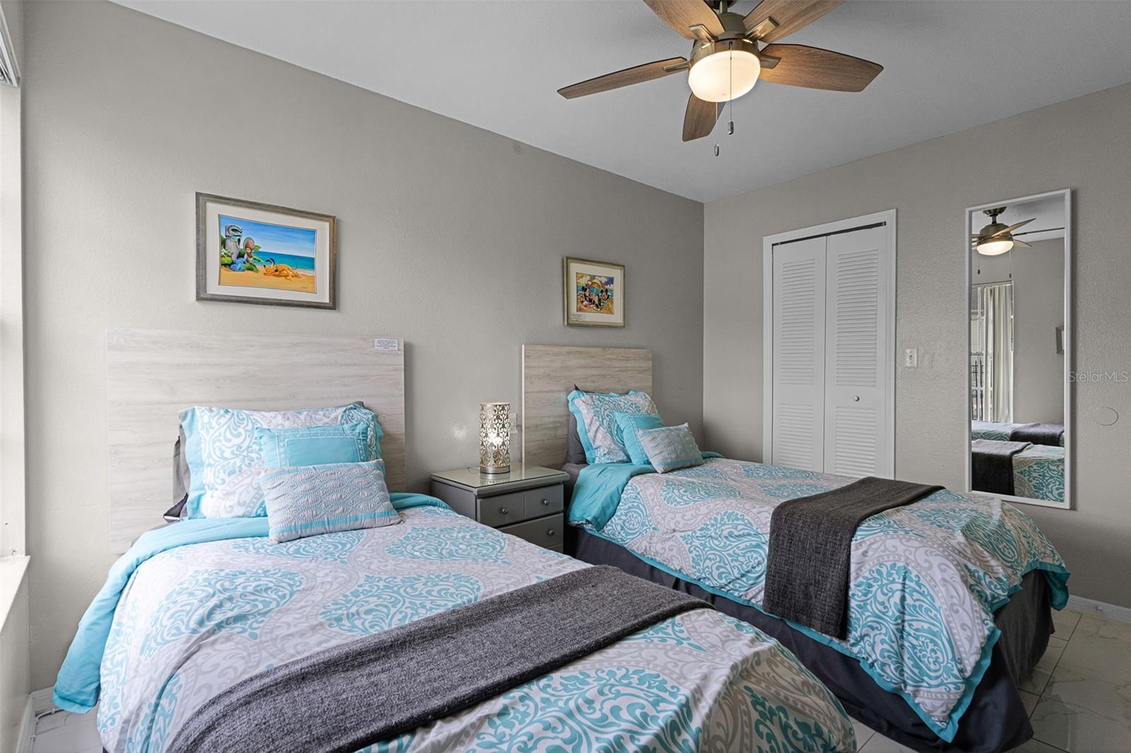 Image 22 of 44 For 5004 Laguna Bay Circle 47