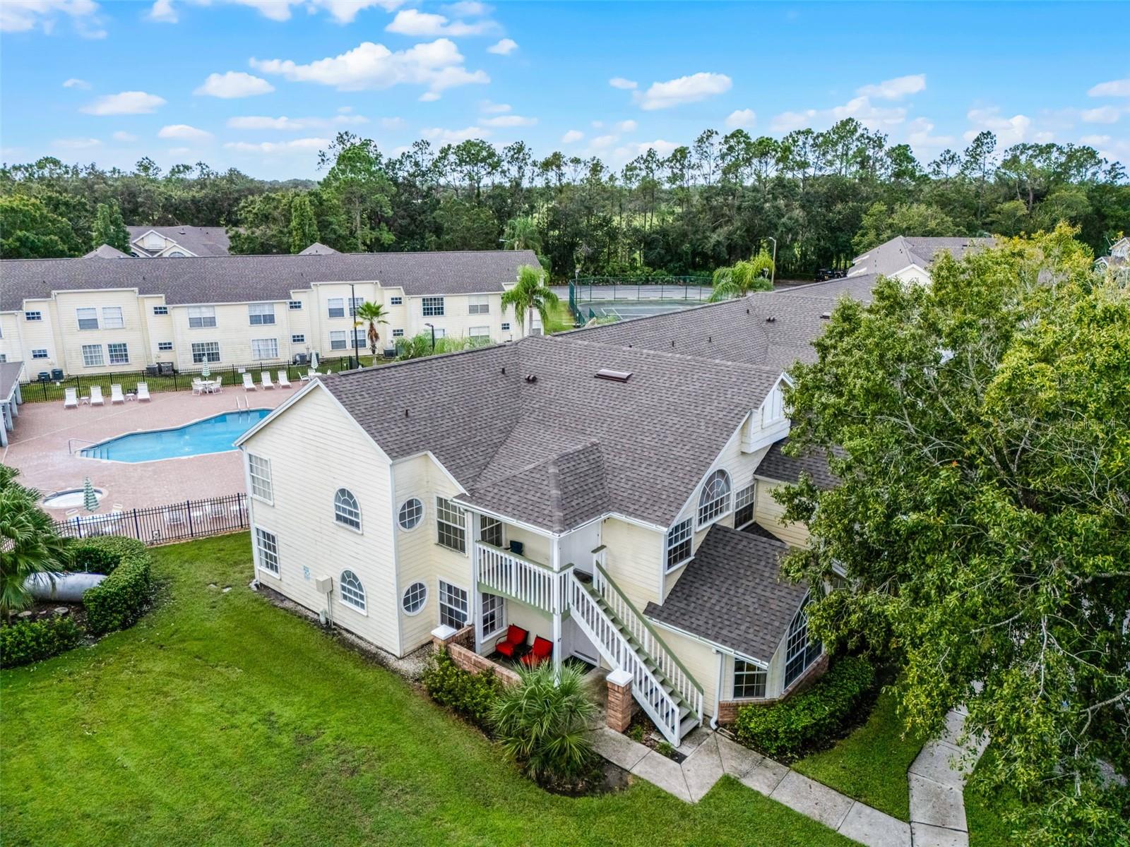 Image 33 of 44 For 5004 Laguna Bay Circle 47