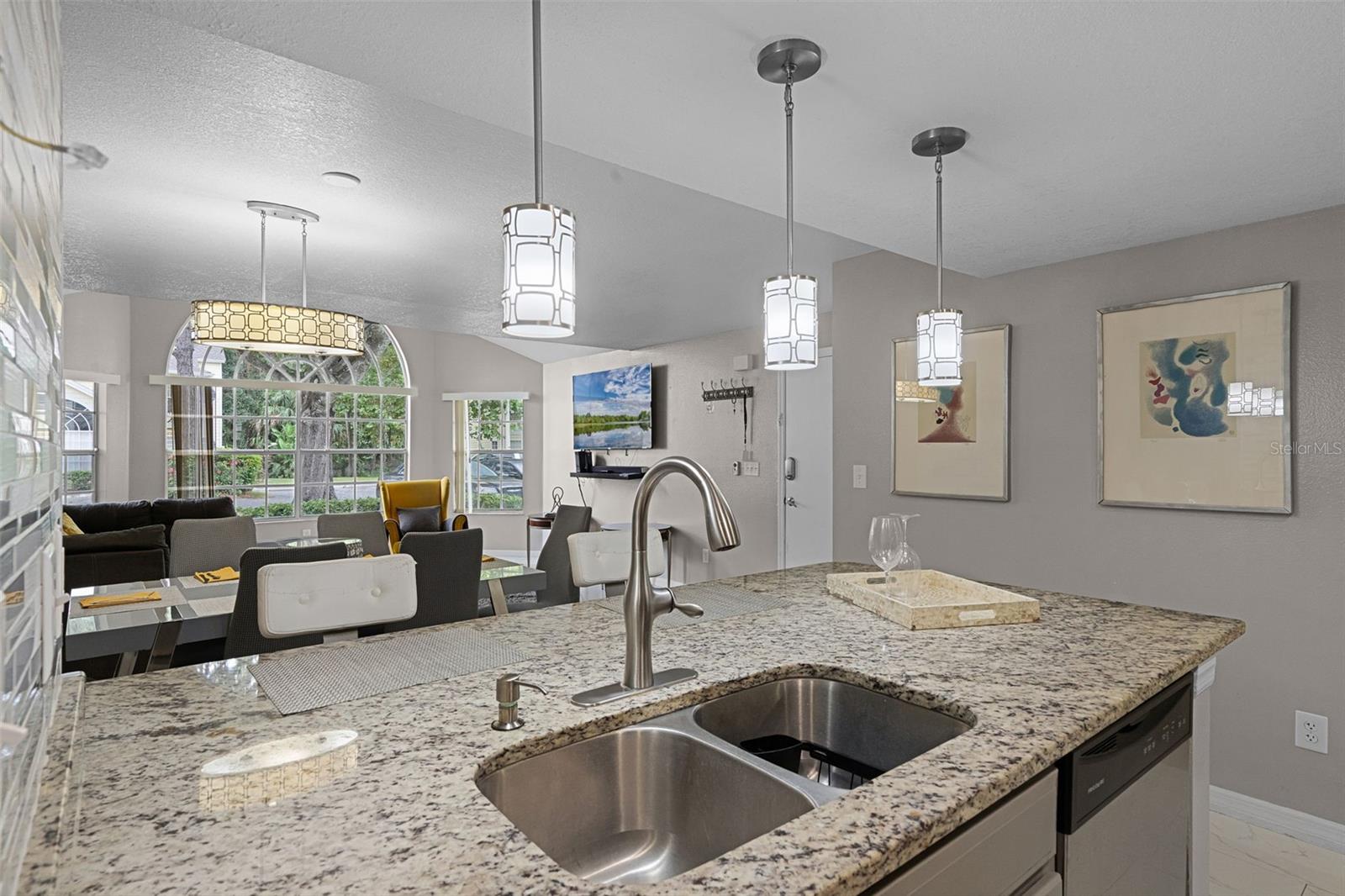 Image 8 of 44 For 5004 Laguna Bay Circle 47