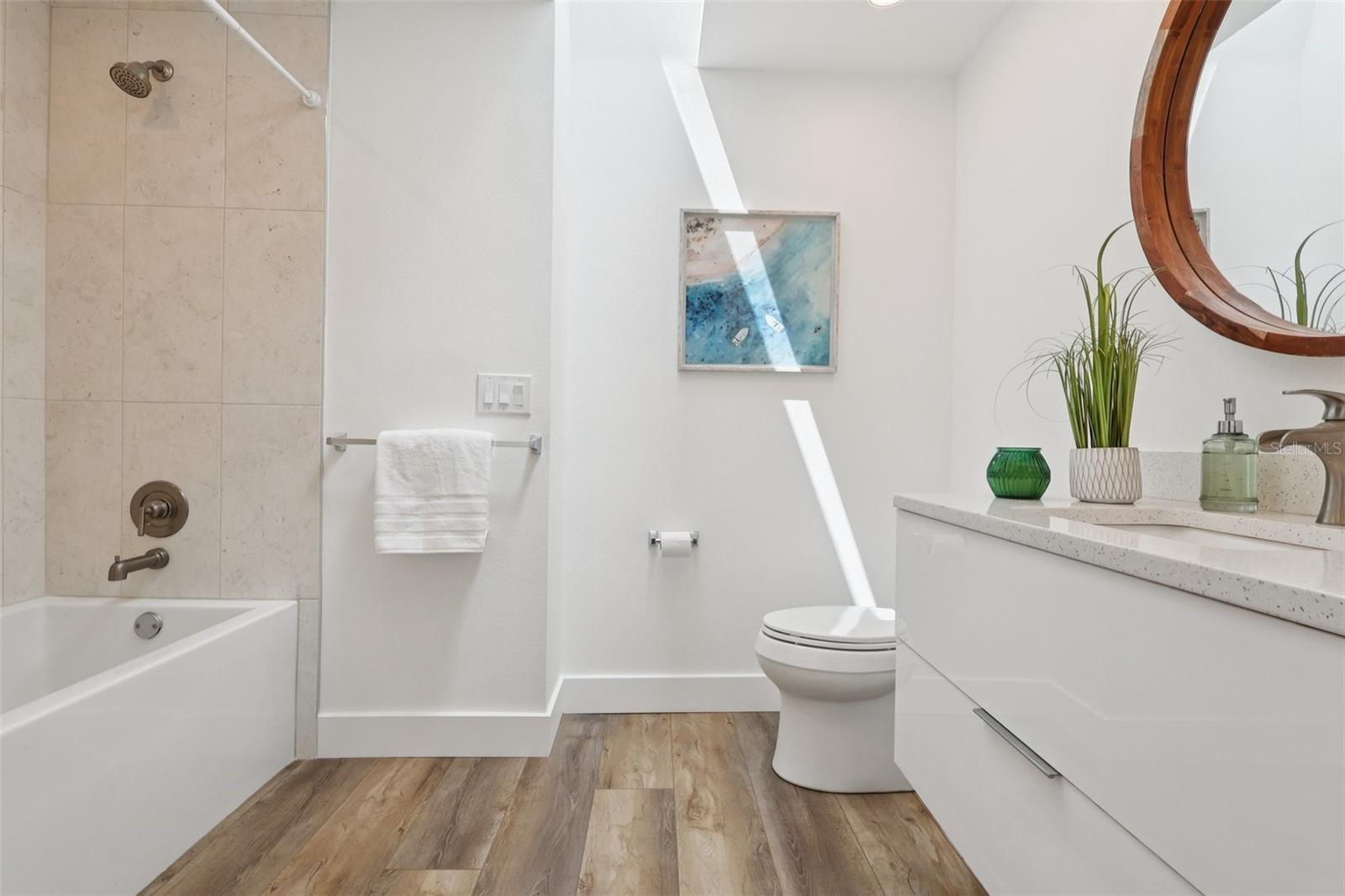Image 38 of 55 For 498 Port Malabar Boulevard Ne