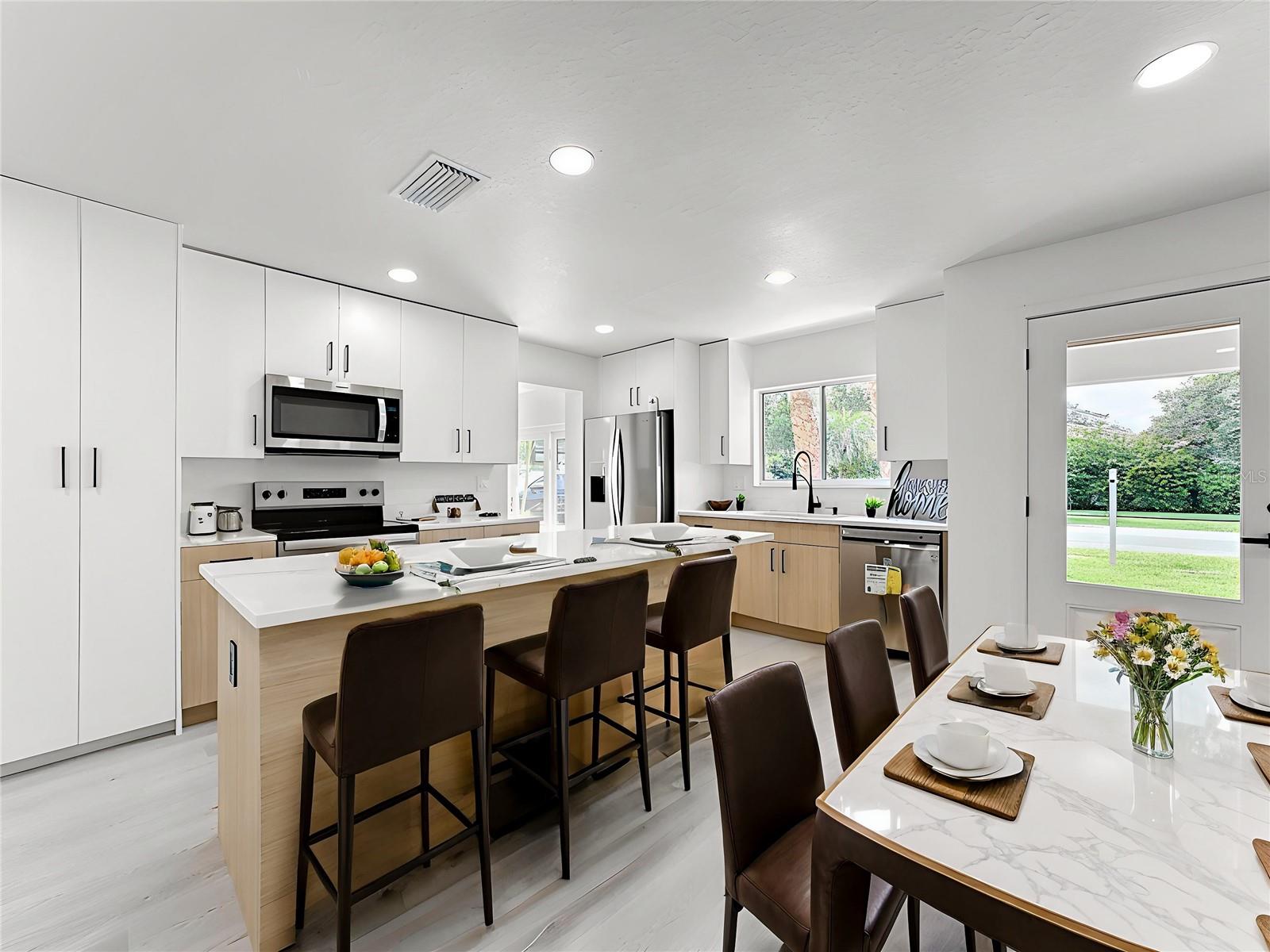 Image 17 of 57 For 10433 Montpelier Circle