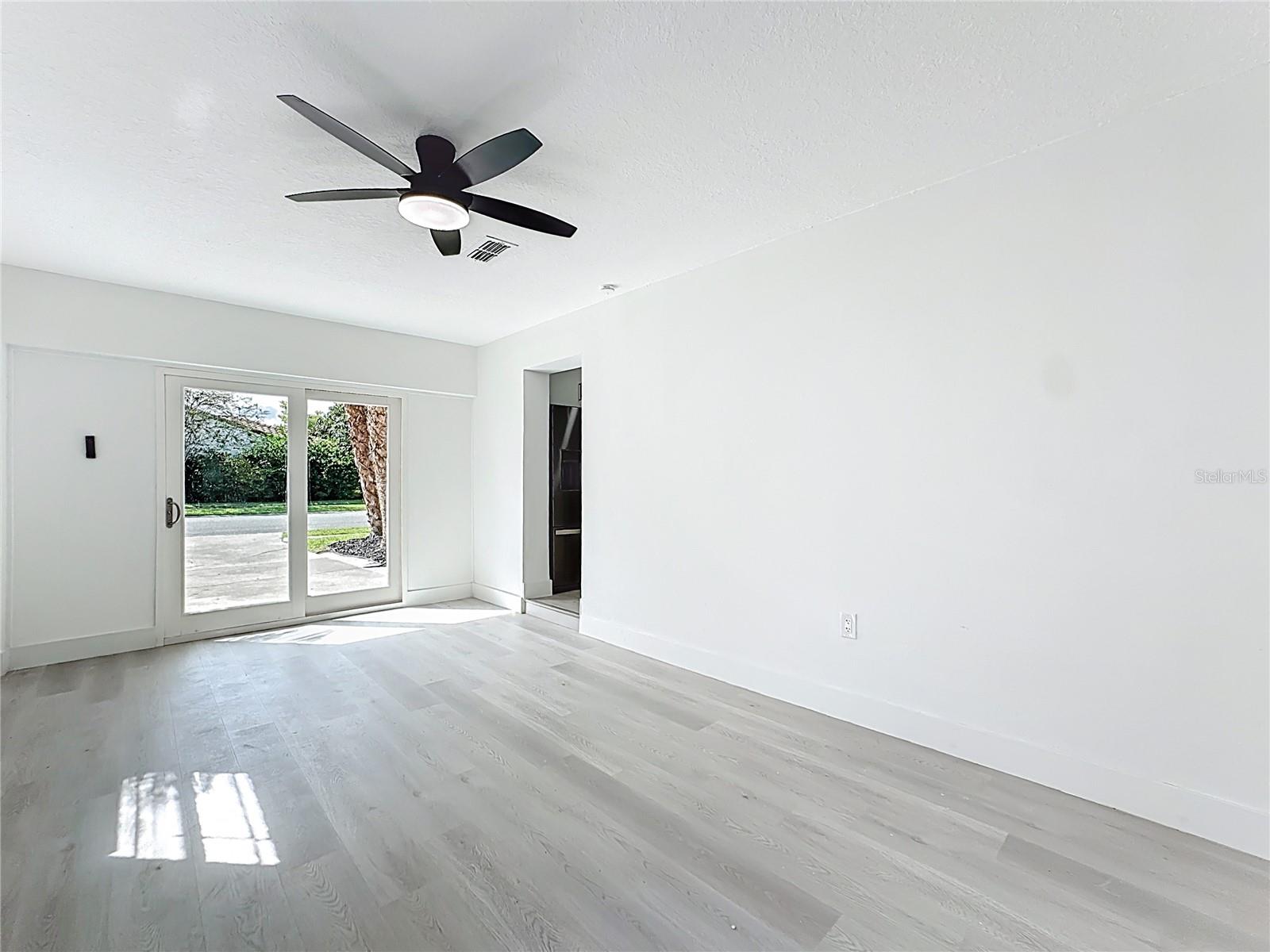 Image 24 of 57 For 10433 Montpelier Circle