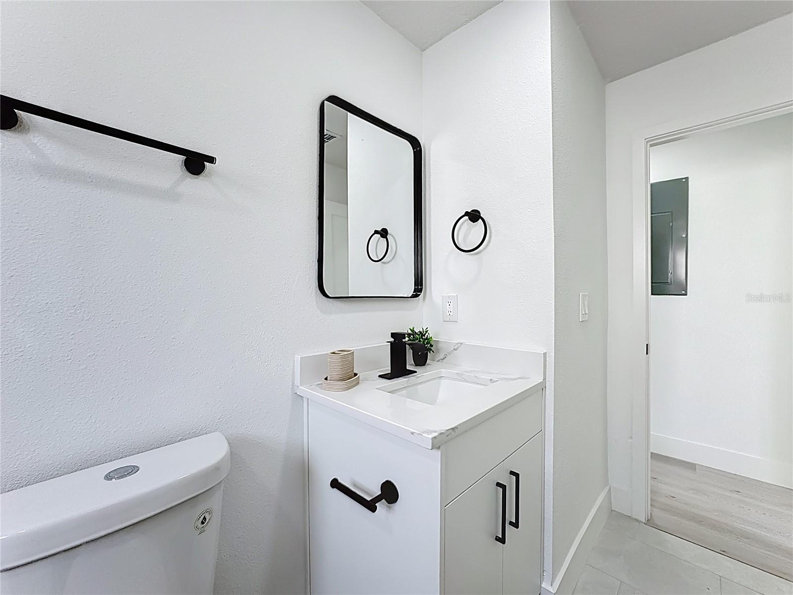 Image 41 of 57 For 10433 Montpelier Circle