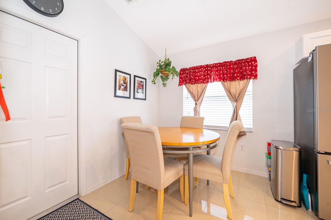 Image 11 of 29 For 445 Halstead Drive