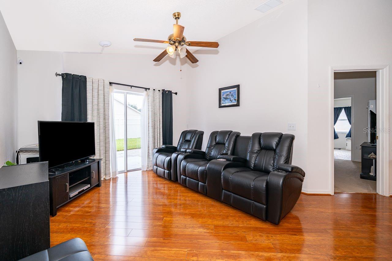 Image 14 of 29 For 445 Halstead Drive