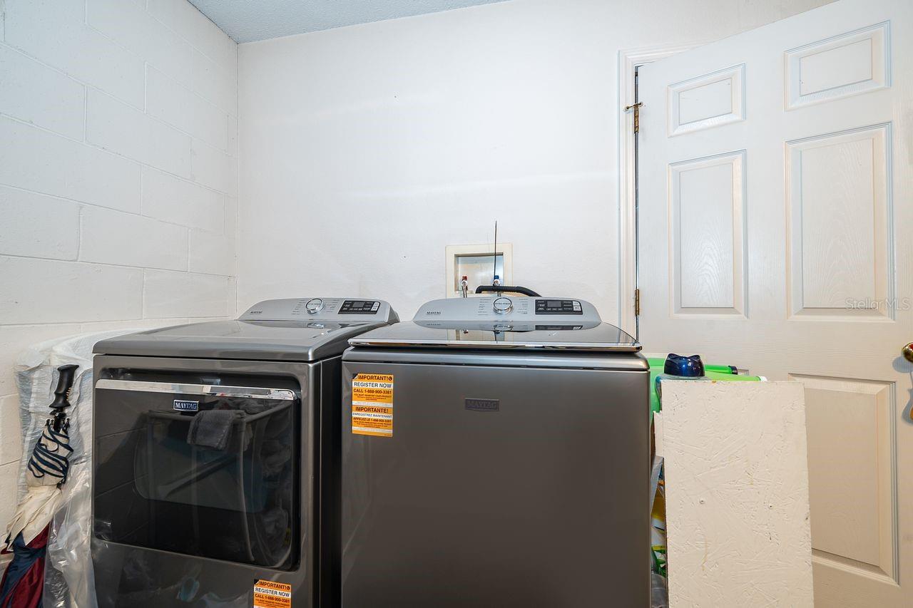 Image 22 of 29 For 445 Halstead Drive